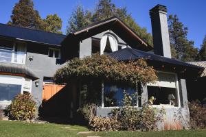 Casa con Vista al Lago, Jardín Soñado y Mucha Luz