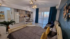 Central Zen Loft - Comfort & Space for Groups - 3 Double Beds, 2 Baths