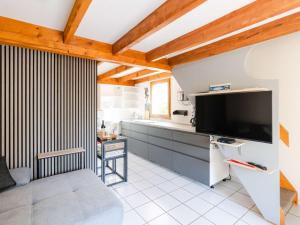 Villas Studio mezzanine avec terrasse, piscine & parking a proximite de la plage - Narbonne - FR-1-409-241 : photos des chambres