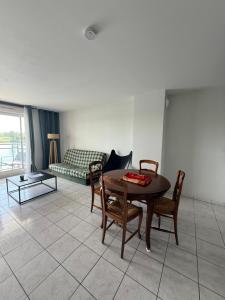 Appartements Appartement en bord de seine : photos des chambres
