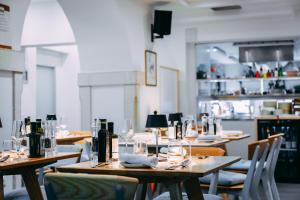 Second Life in Piran - Hotel Zala Piran with private parking and shuttle service