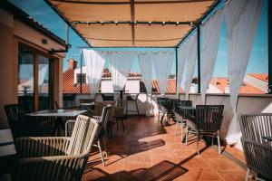 Second Life in Piran - Hotel Zala Piran with private parking and shuttle service 