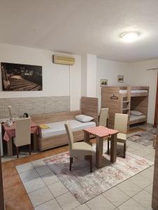 Bed in 6-Bed Female Dormitory Room room in Lovely Home Mostar