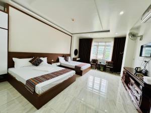 Peaceful Mountain Hotel