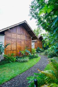 Green Lava Mountain View Cabin Bedugul by IHM