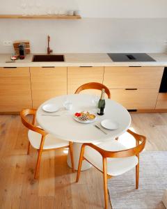 Cozy 1BDR Topfloor duplex flat
