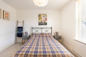 Very Comfortable Rooms and Welcoming live in Hosts