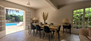 Villa Olimp in Super Cannes with sea view