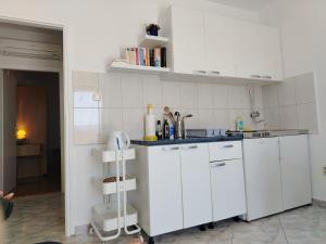 Balcony apartment with a sea view in town center