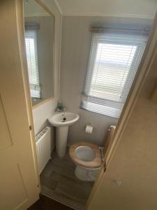 39 Fir Tree Robin Hood Caravan Park