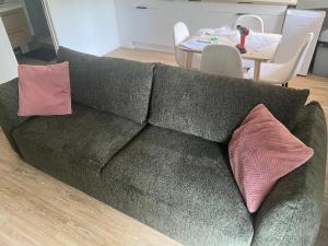 Appartements Studio wifi, parking privatif prive, clim, proche plage et polygone riviera : photos des chambres