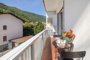 Maison Petrolini - Maggiore Estate by Ginin