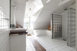 Gunilla - Beautiful flat with sea view & roof terrace