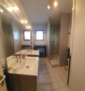 Maisons de vacances Gite 8 Personnes Piscine Privee Aude Occitanie Sud Corbieres : photos des chambres