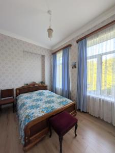 Guest House House at the Forest სახლი ტყის პირას