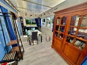 La Maison Bleue, cottage avec piscine