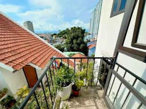 Hidden Space Ha Long