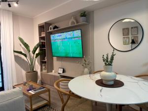 Art08 Milu - Miraflores Cerca de Larcomar