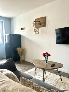 Appartements Le Holly - Appartement centre ville Climatise : photos des chambres
