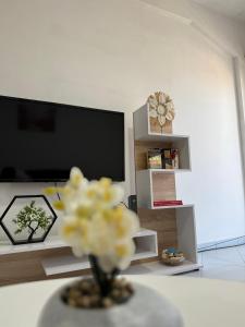 Apartment Between Sea and Town