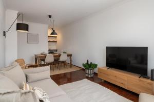 Quebra Costas I by An Island Apart