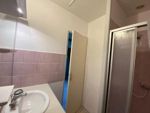 Appart'hotels Appart Le Chili- Quartier thermal- Parc remarquable - Linge fourni : photos des chambres