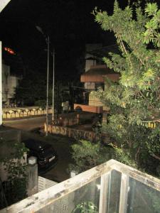 1 BHK Bedroom Apartment ,Couple Friendly