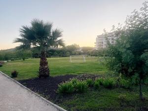 Spacious Seaside Condo with Garden & Sea-View