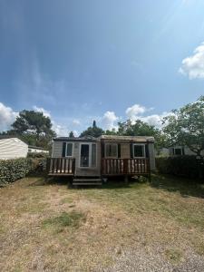 Campings mobil home AU SOLEIL : Mobile Home