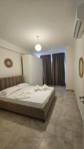 3 Modern Apartments for big groups or families