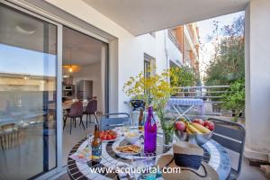 Appartement "Fiora" en centre-ville de Calvi - 2 4 personnes