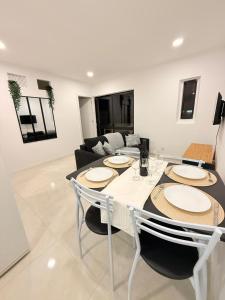 OuraFlats