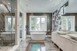 Elegant Home with Yard and Comforts
