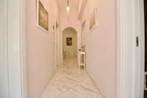 Central Luxurious Retreat