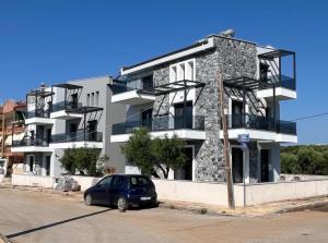 Hasi Suites Three Bedroom Duplex - 3hvězdičkové hotely ve městě Nea Moudania