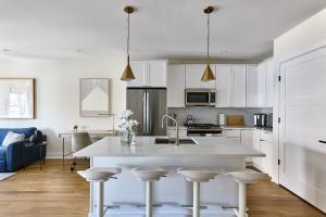 Hoboken Loft Hideaway - walk to PATH