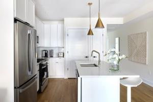 Hoboken Loft Hideaway - walk to PATH