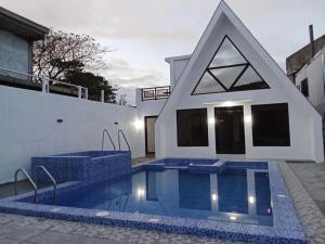 The Prism Cabin - Private Resort in North Caloocan Philippines