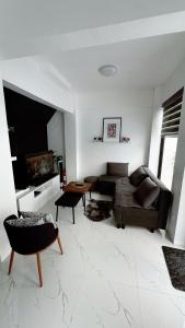 The Prism Cabin - Private Resort in North Caloocan Philippines