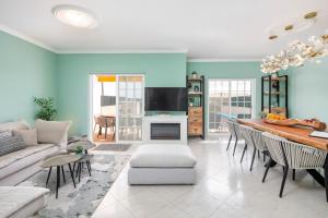 Beautiful townhouse in downtown Ferragudo