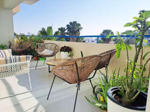 Sea View Floral Suite - 2 bedroom