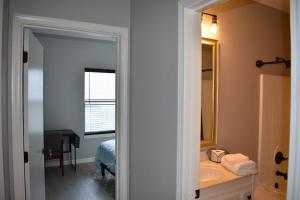 Cozy 3BR-3BA Home Near Zona Rosa Shopping and Dining