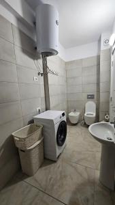 Gray Mirage Apartment near the beach