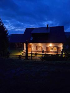 Chatka na Lipowych Wzgórzach