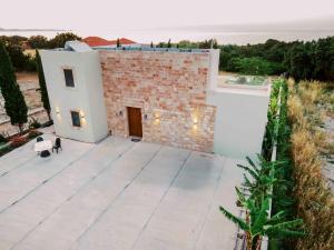 Mythica Luxury Villa