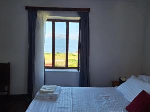 Taku Villa Wonderful view of Lake Ohrid