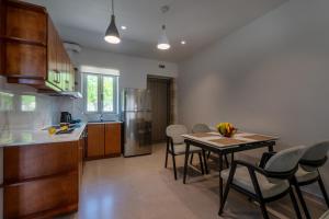 OPUS - Kardamili Residences