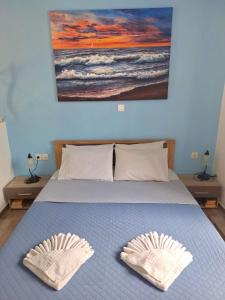 Captain Elias Studios 2