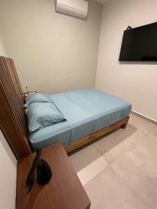 Arena walking distance from the beach