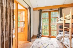 Villas Stylish villa with large pool and stunning views : photos des chambres